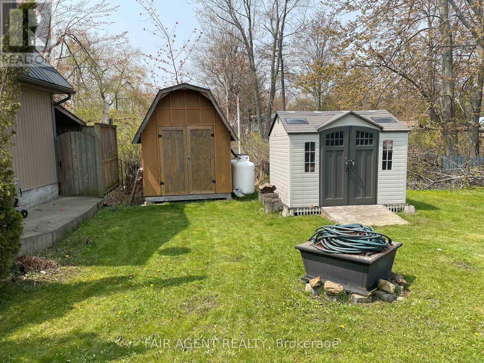 19 Ordnance Avenue, Norfolk, Ontario  N0E 1W0 - Photo 24 - X12911056