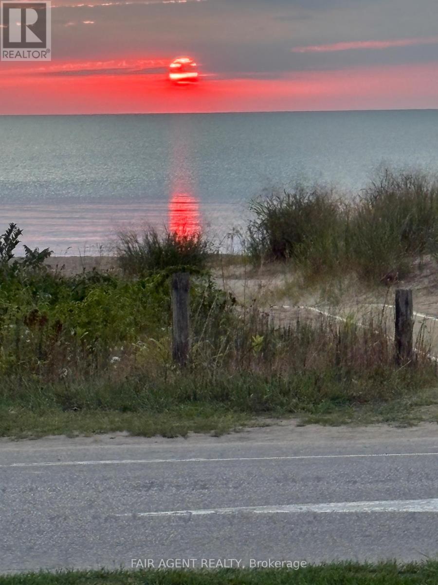 19 Ordnance Avenue, Norfolk, Ontario  N0E 1W0 - Photo 25 - X12911056