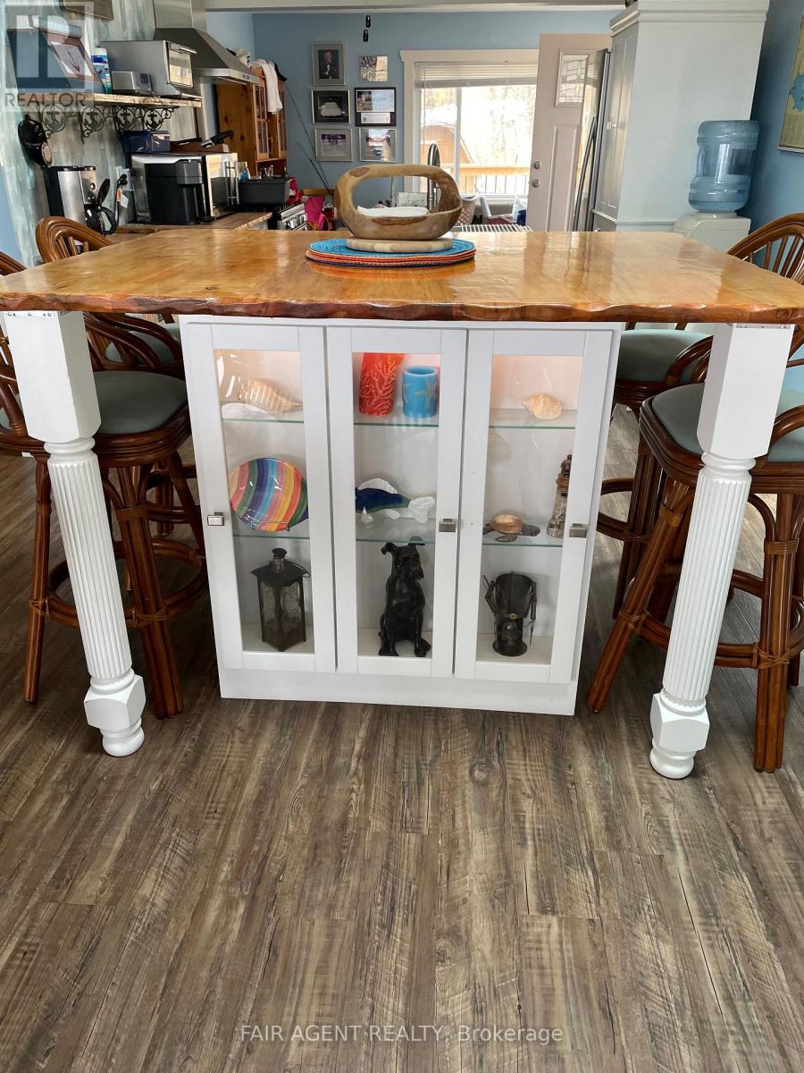 19 Ordnance Avenue, Norfolk, Ontario  N0E 1W0 - Photo 9 - X12911056