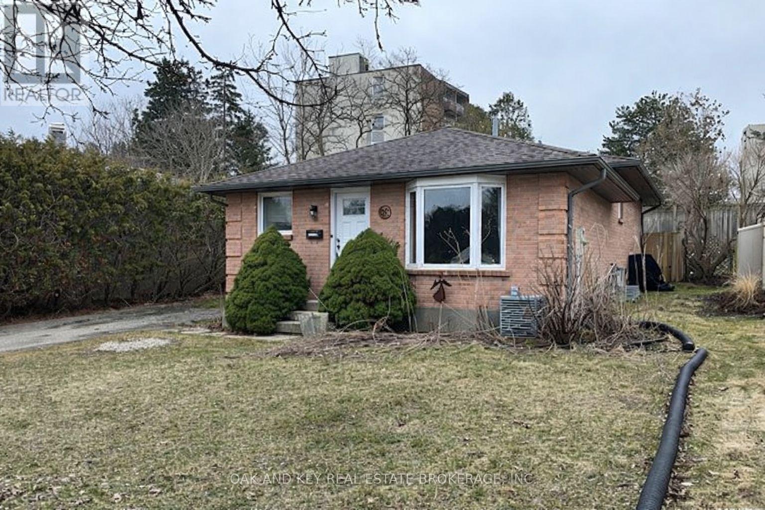 63 Dundee Court, London South, Ontario  N6C 5E4 - Photo 2 - X12911122