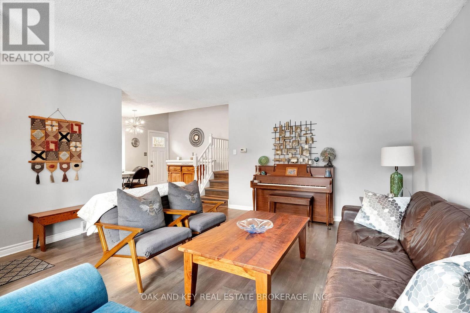 63 Dundee Court, London South, Ontario  N6C 5E4 - Photo 6 - X12911122