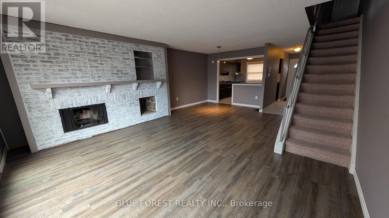 Photo 4 of 22 for 8 - 710 Wonderland Road S