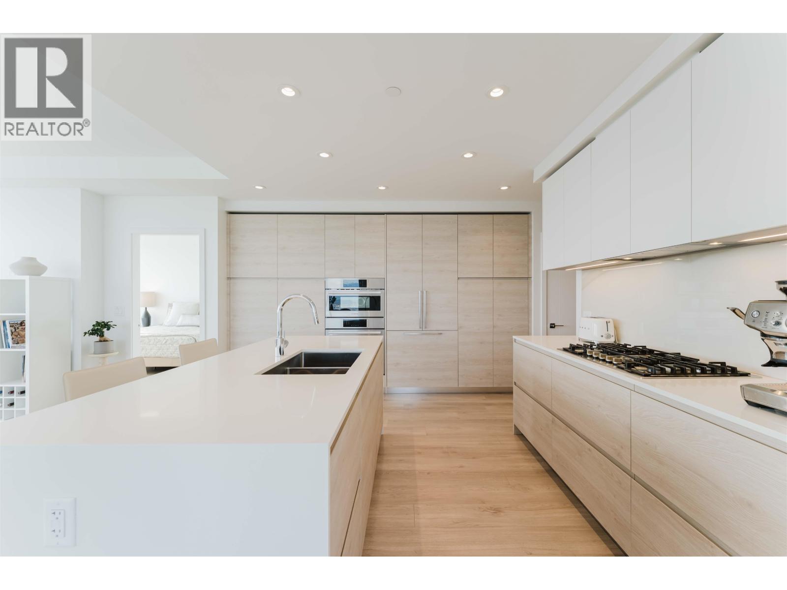 4605 680 Quayside Drive, New Westminster, British Columbia  V3M 0P2 - Photo 11 - R3089365