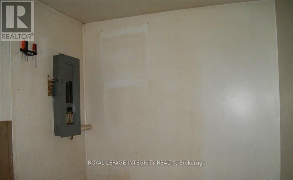 1390 Drummond Con 6b Road, Drummond/north Elmsley, Ontario  K7H 3C8 - Photo 9 - X12910986