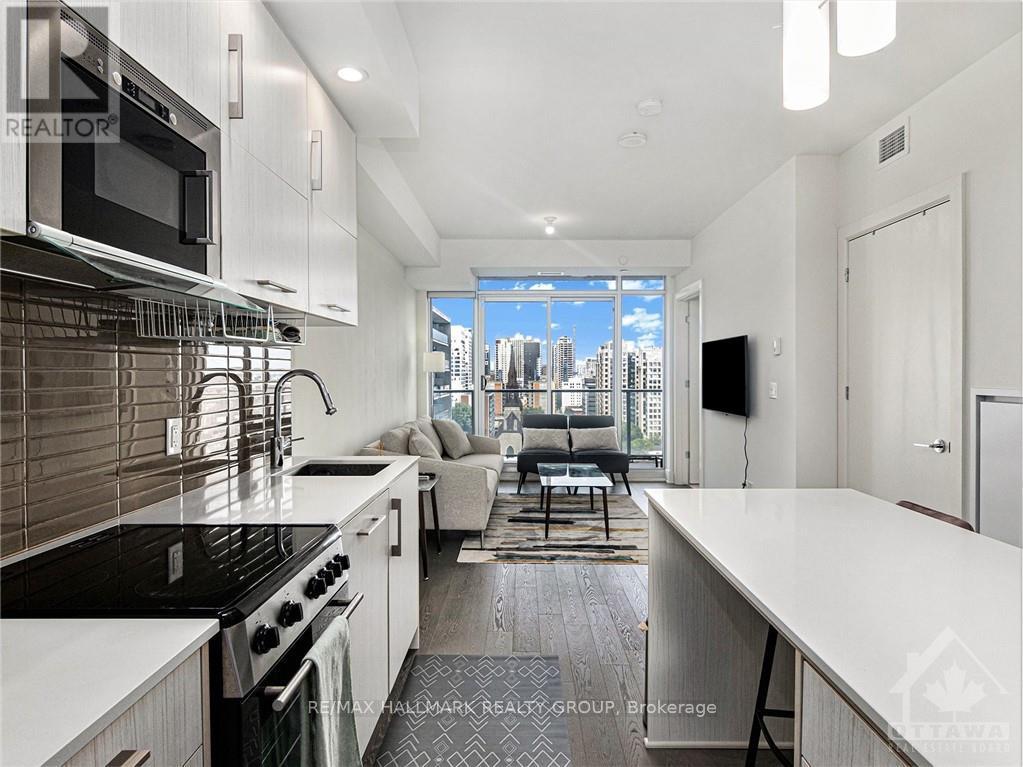 1410 - 255 Bay Street, Ottawa, Ontario  K1R 0C5 - Photo 5 - X12911032