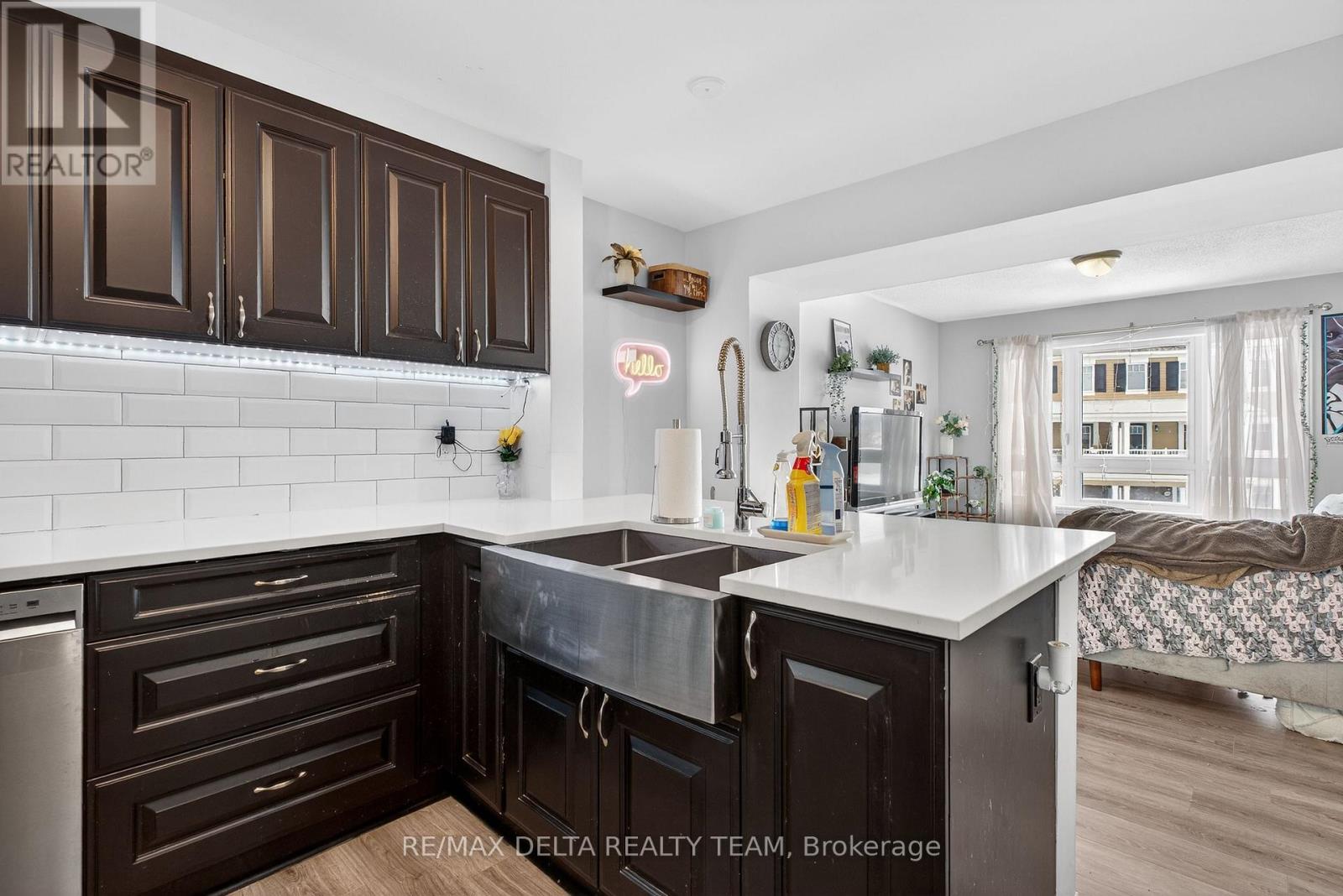 94 Feathertop Lane, Ottawa, Ontario  K2S 1E7 - Photo 19 - X12911170