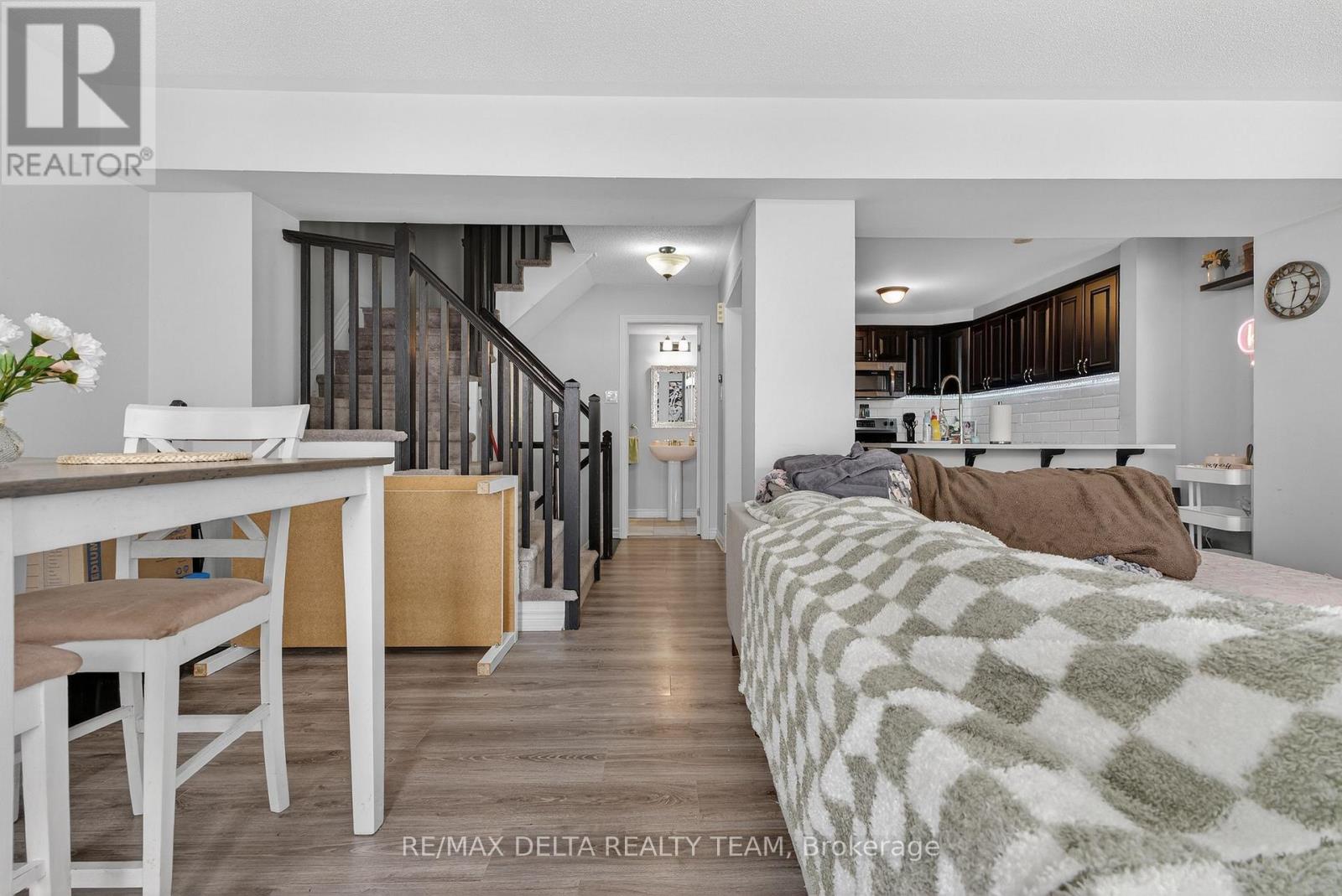 94 Feathertop Lane, Ottawa, Ontario  K2S 1E7 - Photo 24 - X12911170