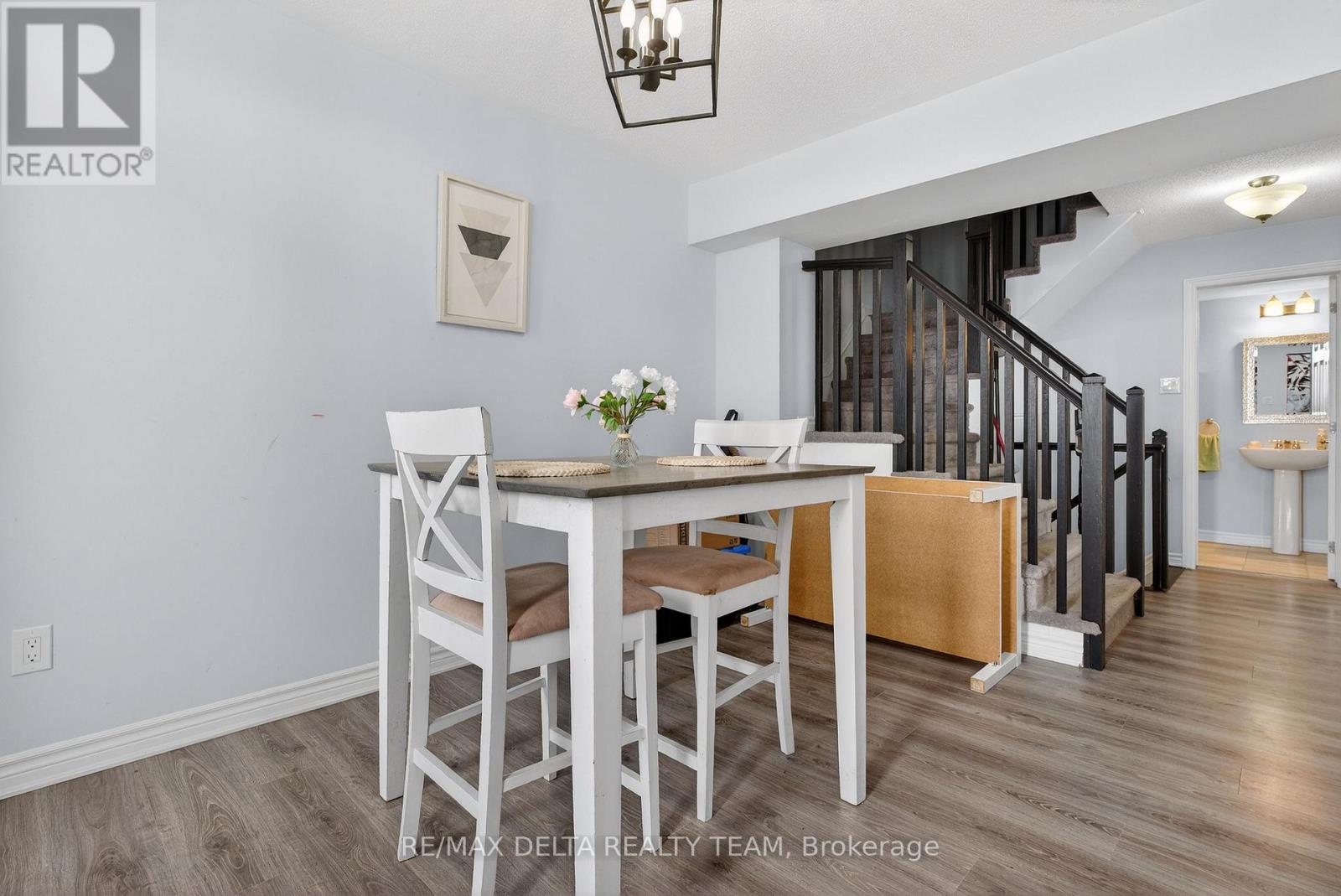 94 Feathertop Lane, Ottawa, Ontario  K2S 1E7 - Photo 5 - X12911170