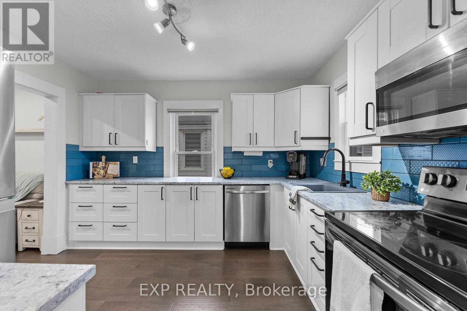 33 Richmond Avenue, St. Catharines (E. Chester), Ontario  L2R 3W6 - Photo 11 - X12910974