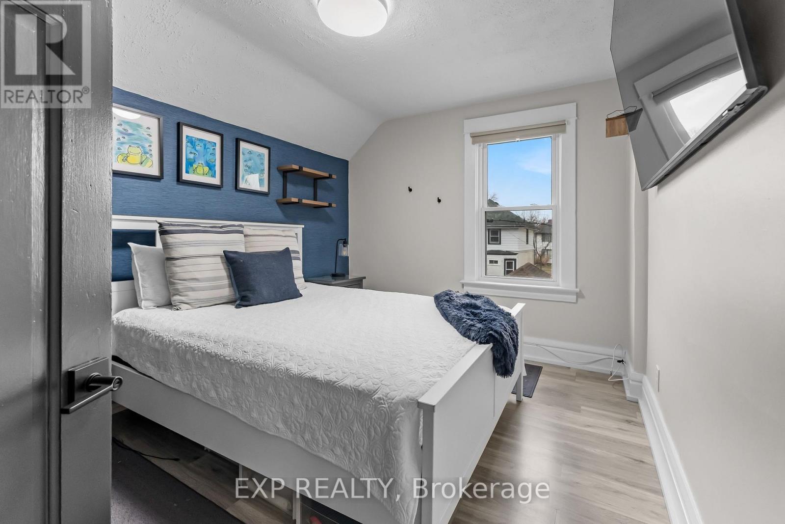 33 Richmond Avenue, St. Catharines (E. Chester), Ontario  L2R 3W6 - Photo 23 - X12910974