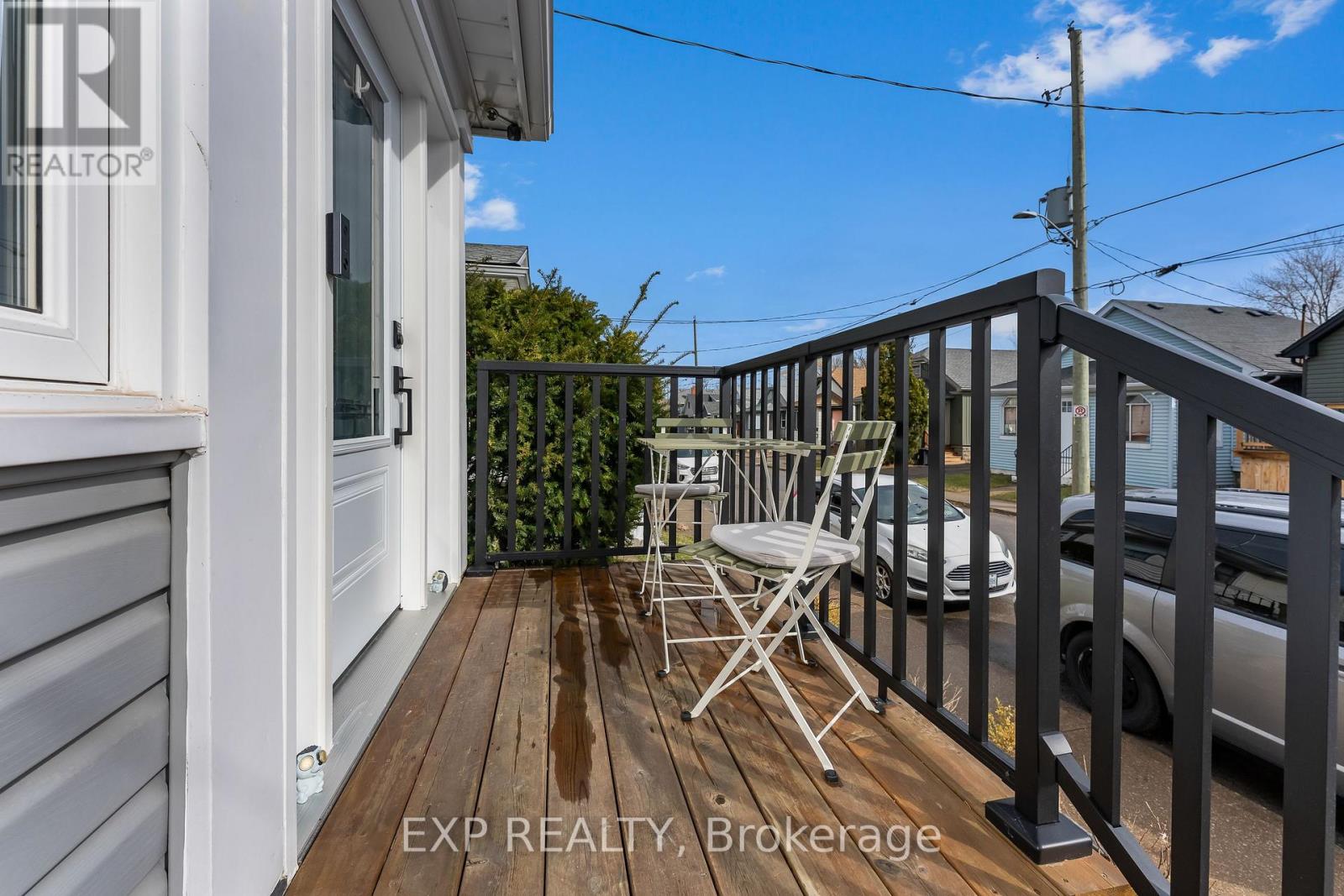 33 Richmond Avenue, St. Catharines (E. Chester), Ontario  L2R 3W6 - Photo 3 - X12910974