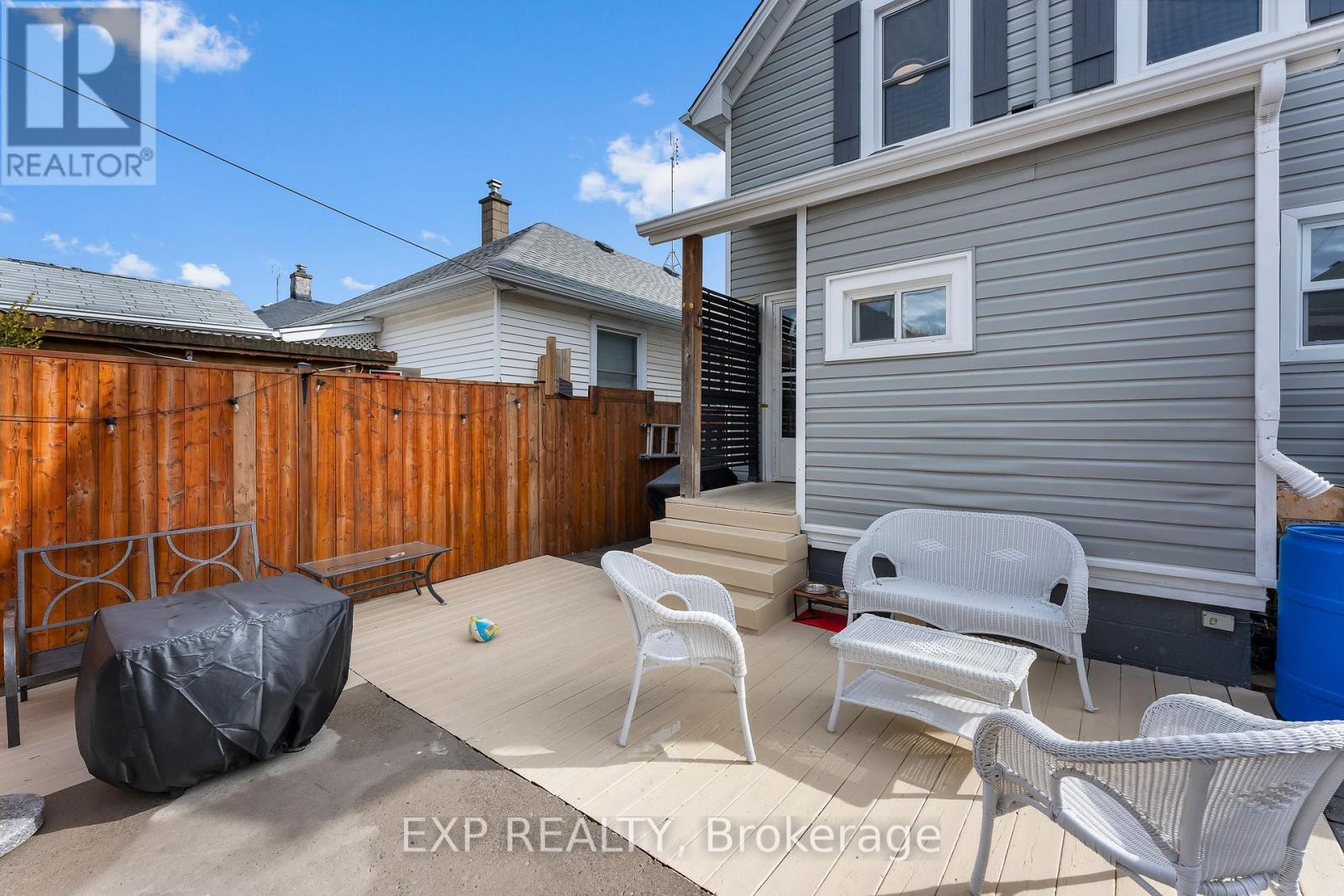 33 Richmond Avenue, St. Catharines (E. Chester), Ontario  L2R 3W6 - Photo 34 - X12910974