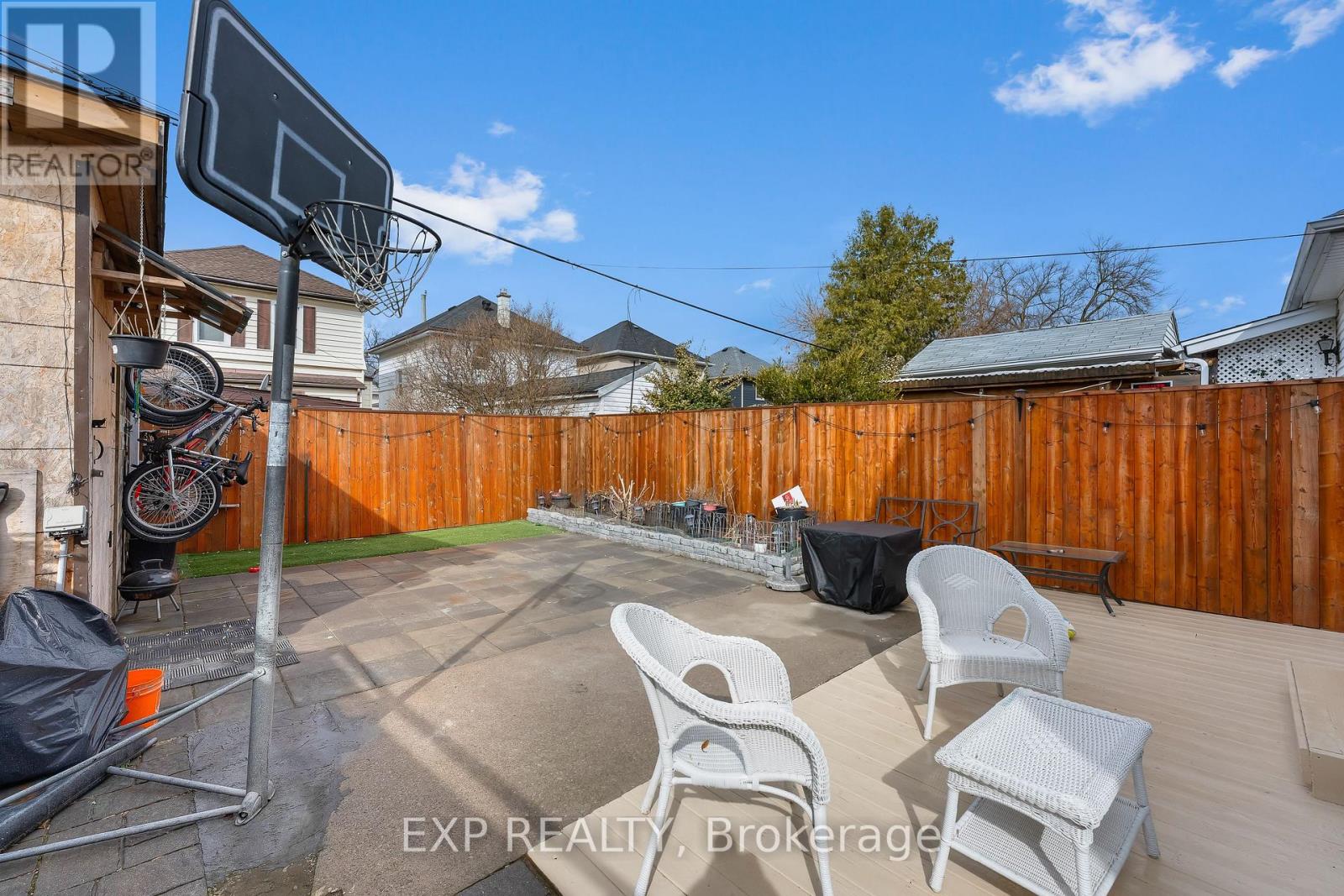 33 Richmond Avenue, St. Catharines (E. Chester), Ontario  L2R 3W6 - Photo 35 - X12910974