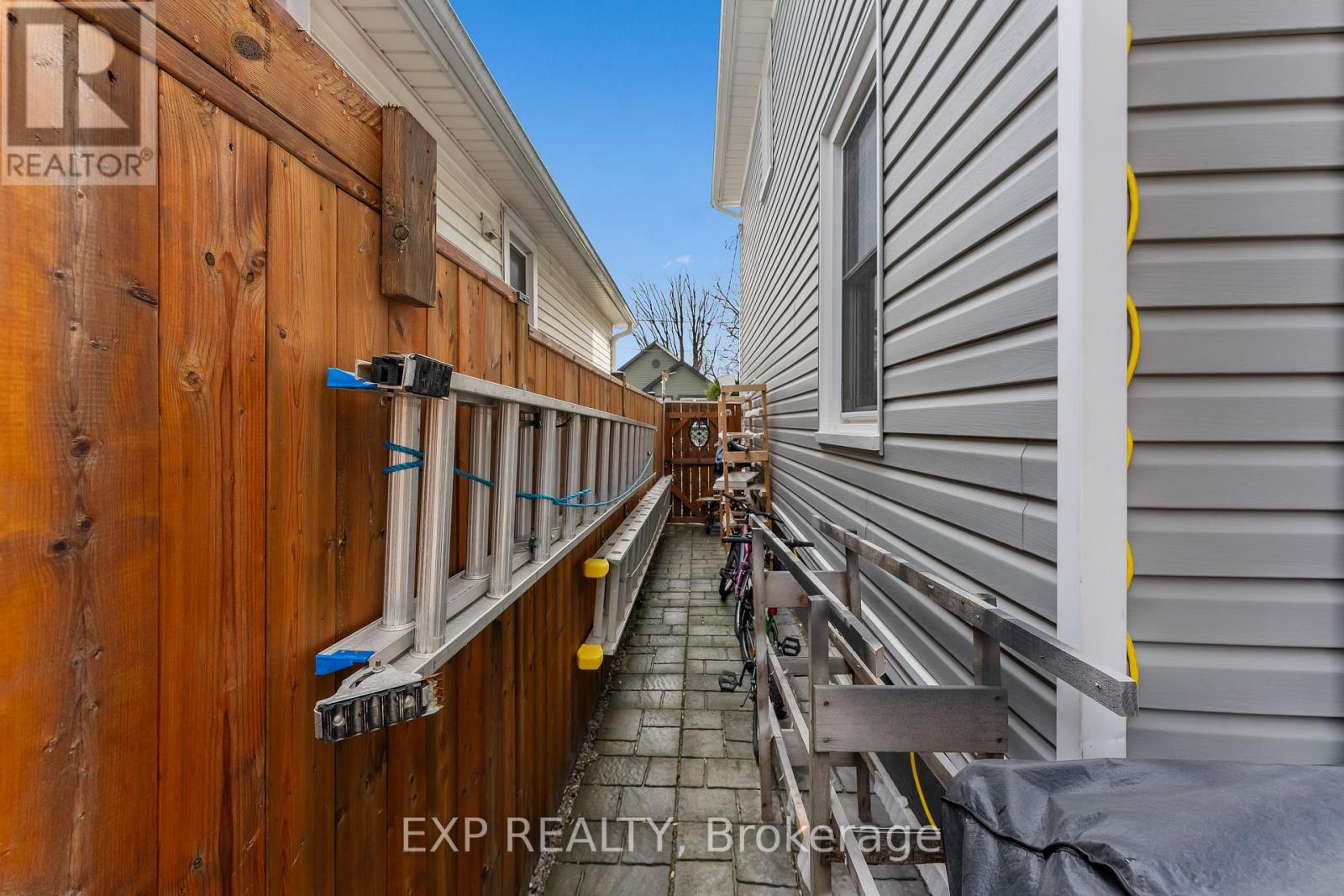 33 Richmond Avenue, St. Catharines (E. Chester), Ontario  L2R 3W6 - Photo 40 - X12910974