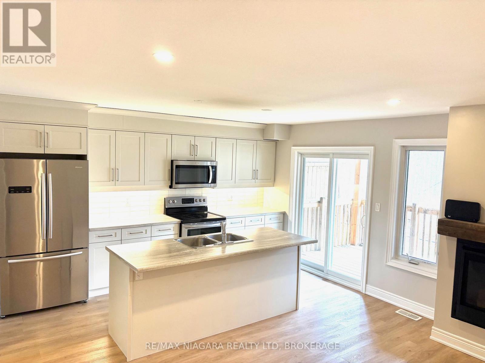 18 - 340 Prospect Point Road N, Fort Erie, Ontario  L0S 1N0 - Photo 9 - X12911036