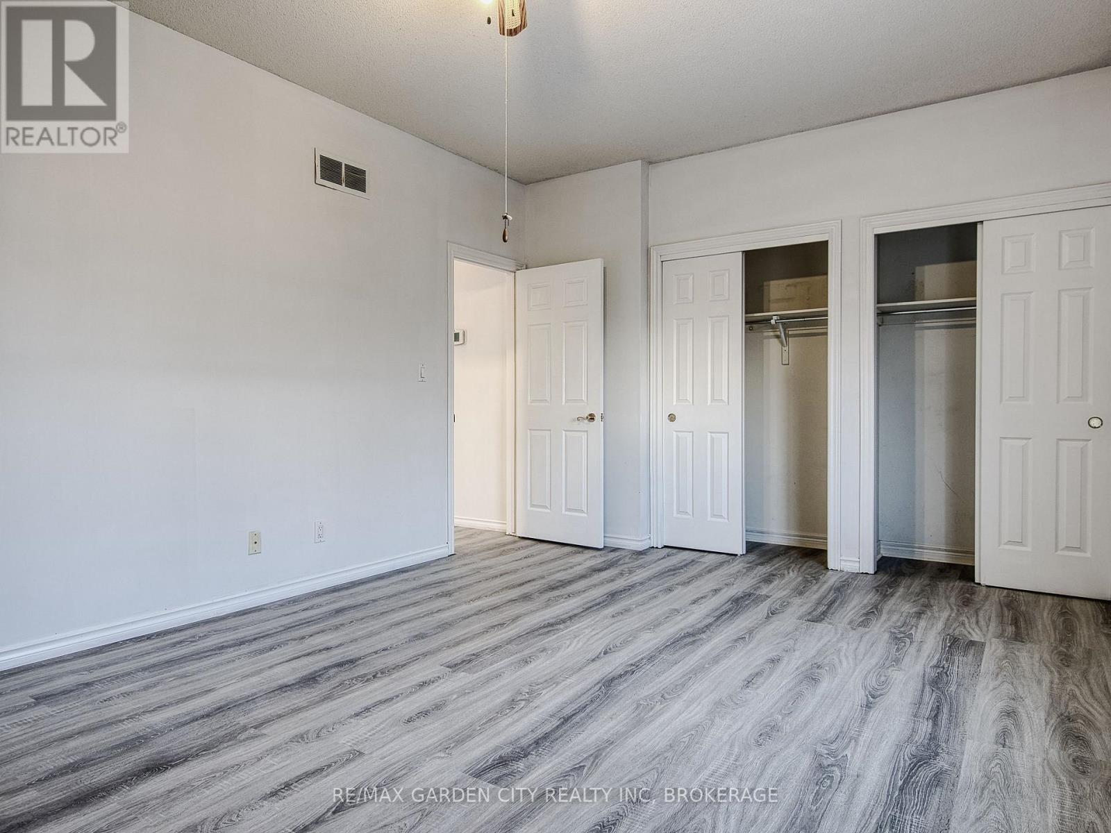 11 Cozocar Crescent, St. Catharines (Rykert/vansickle), Ontario  L2S 3Y5 - Photo 18 - X12911098