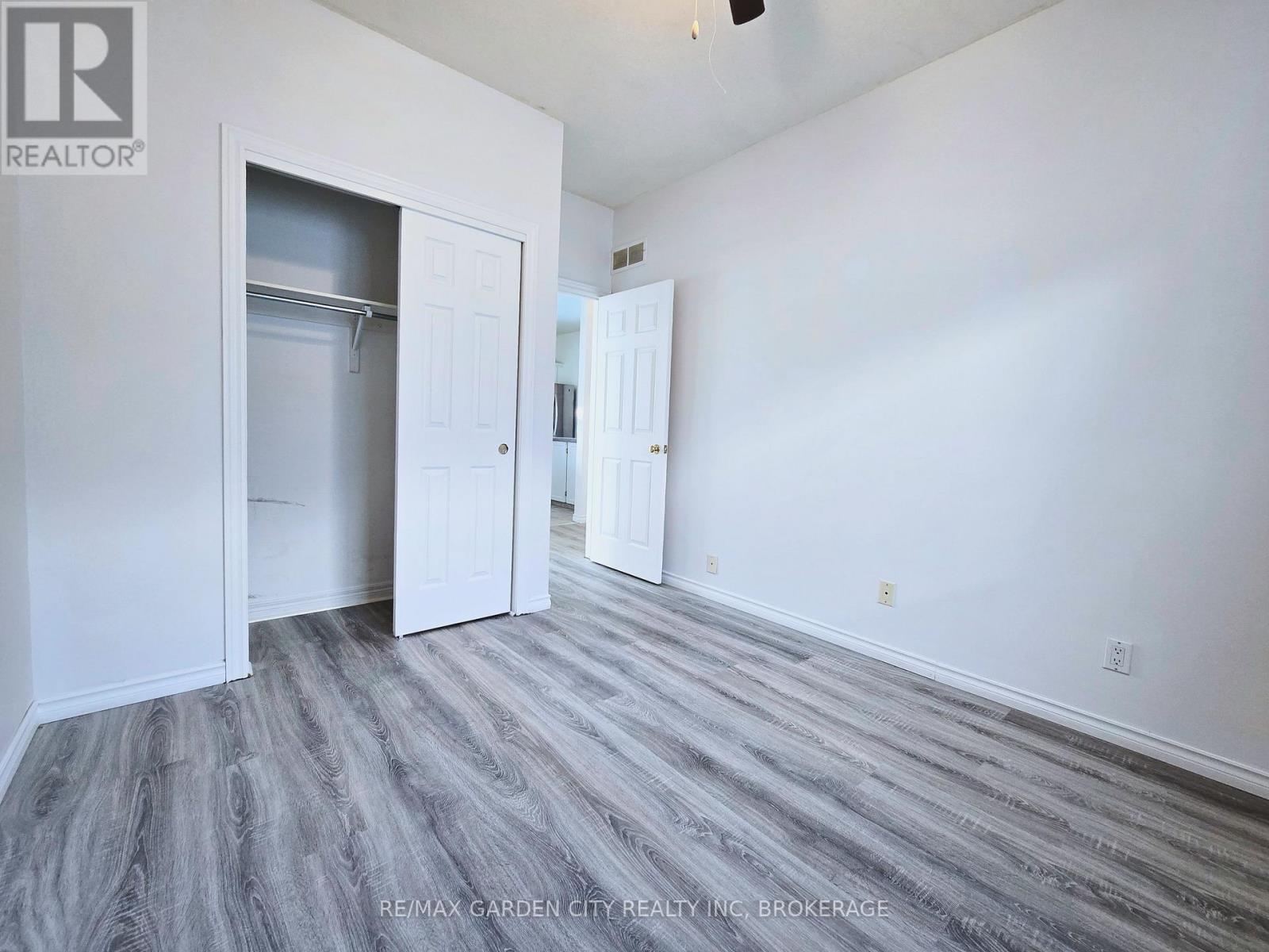 11 Cozocar Crescent, St. Catharines (Rykert/vansickle), Ontario  L2S 3Y5 - Photo 23 - X12911098