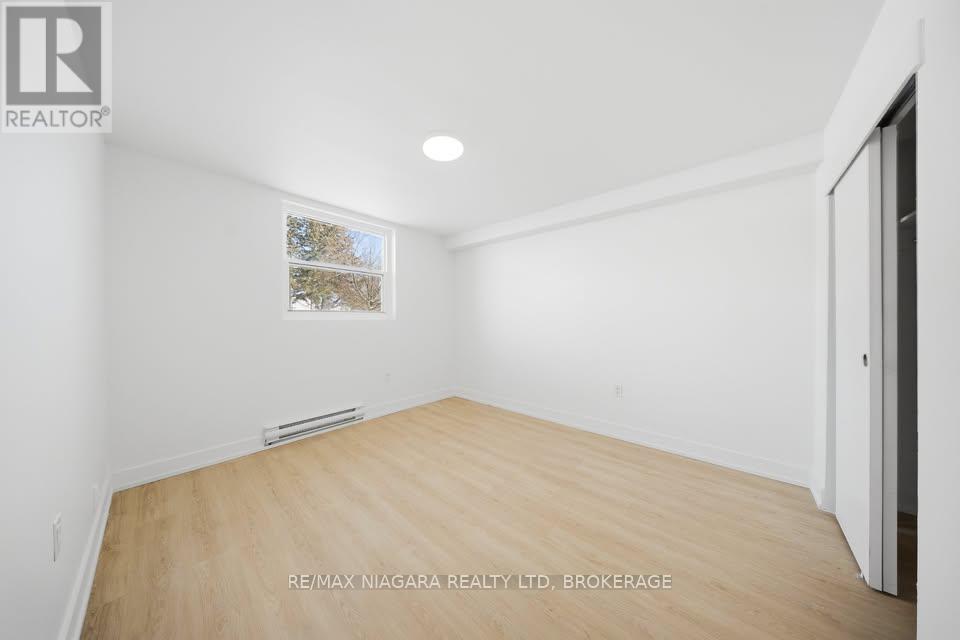 25 Downes Avenue, Prince Edward County (Picton Ward), Ontario  K0K 2T0 - Photo 4 - X12911198