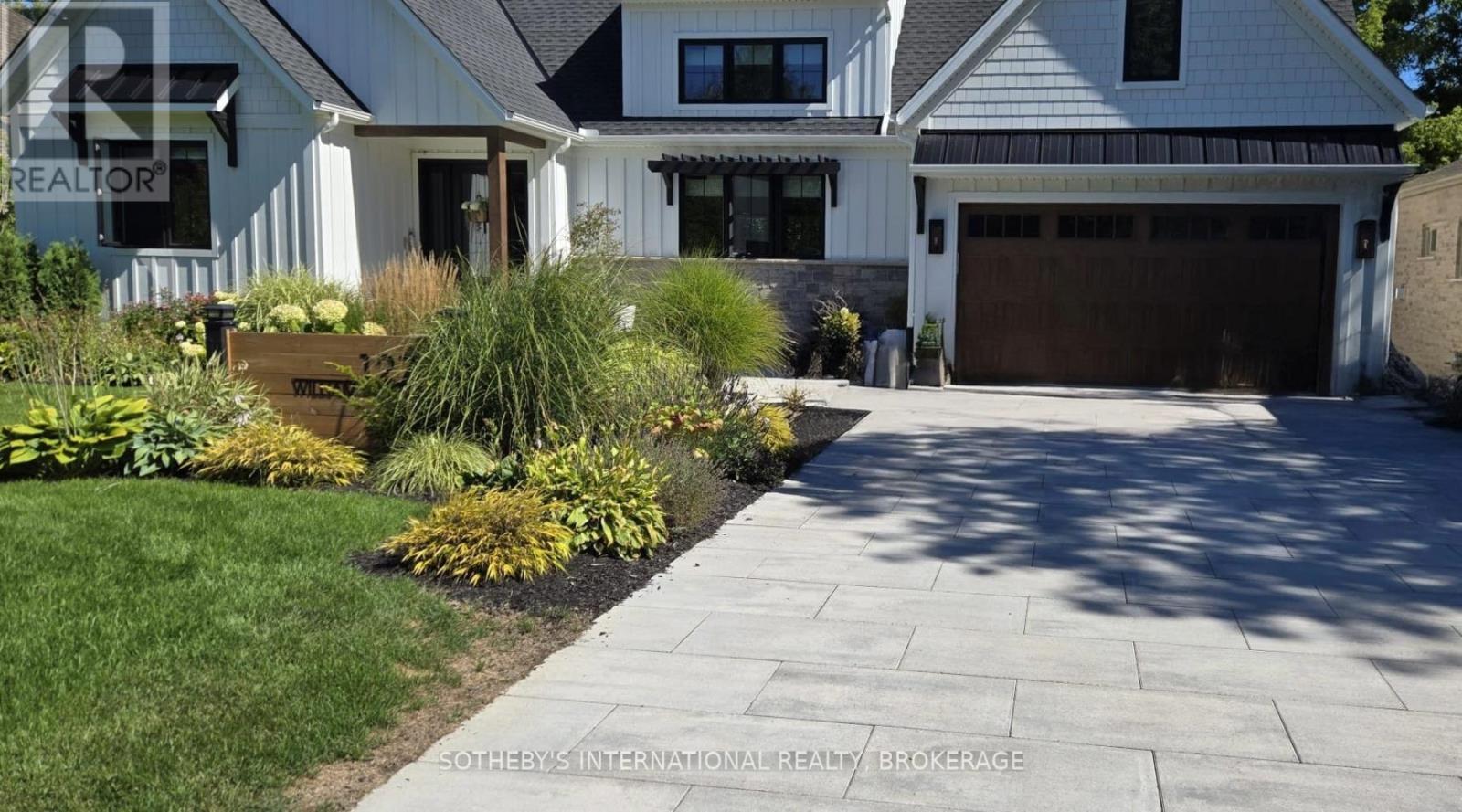 127 William Street, Niagara-On-The-Lake (Town), Ontario  L0S 1J0 - Photo 4 - X12911208