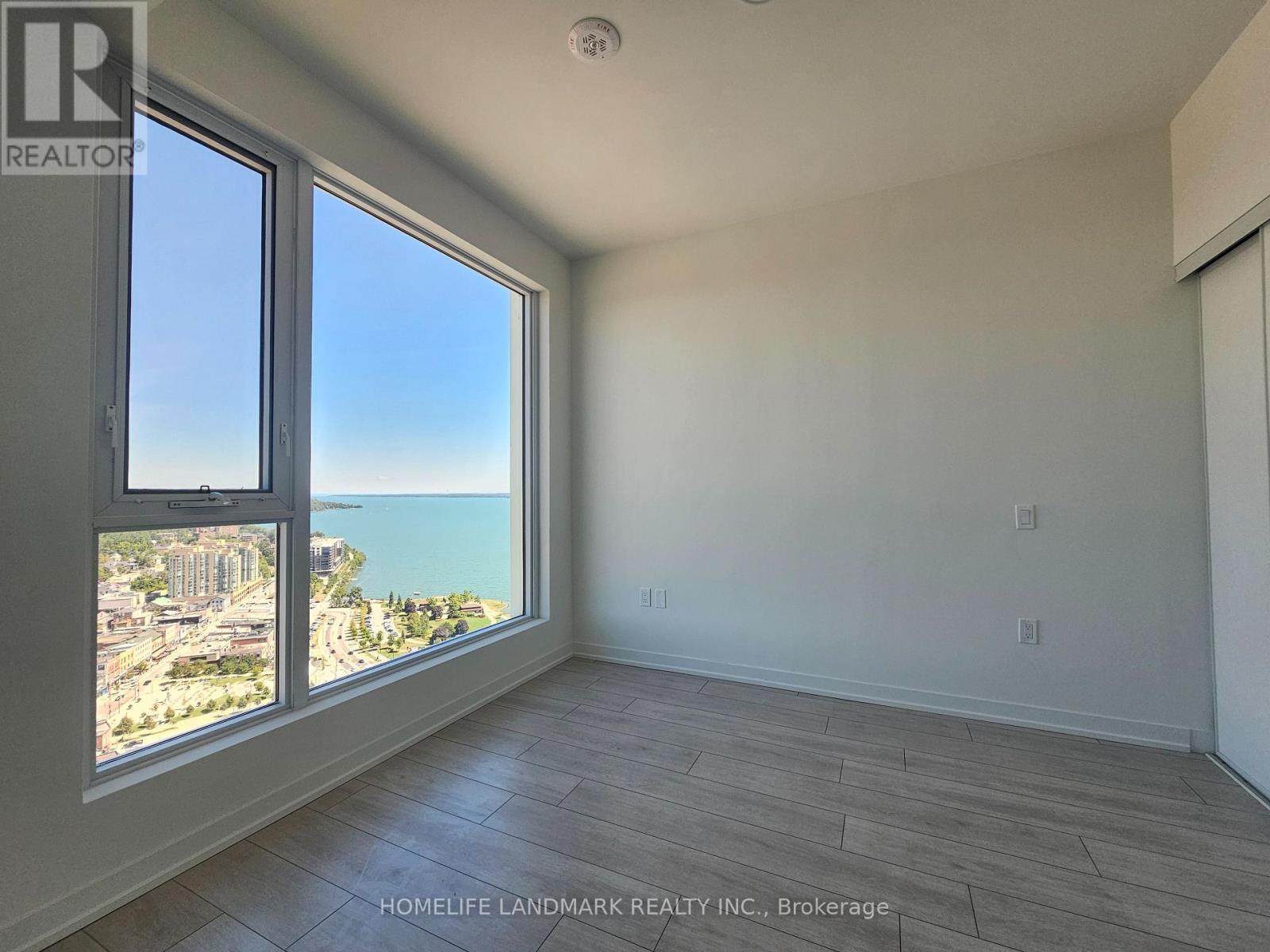 2104 - 39 Mary Street, Barrie, Ontario  L4N 1S9 - Photo 9 - S12894016