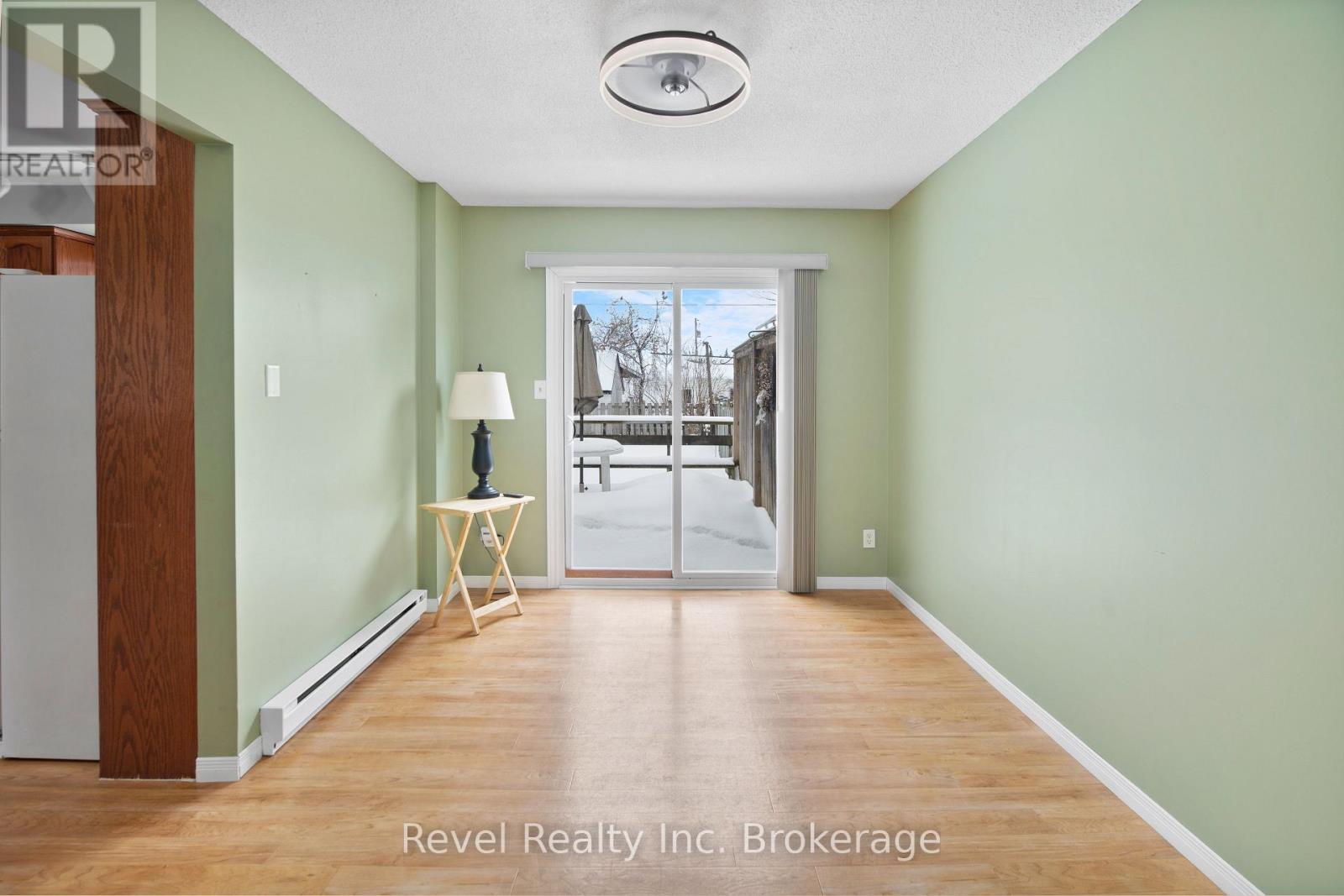 237 Park Avenue, North Bay, Ontario  P1B 7L2 - Photo 10 - X12910984