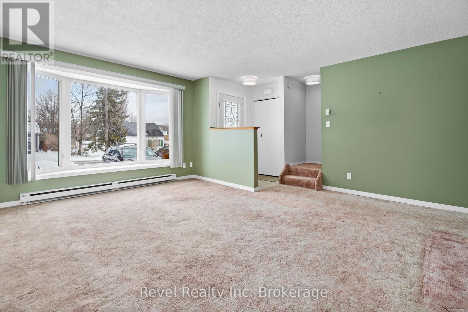 237 Park Avenue, North Bay, Ontario  P1B 7L2 - Photo 6 - X12910984