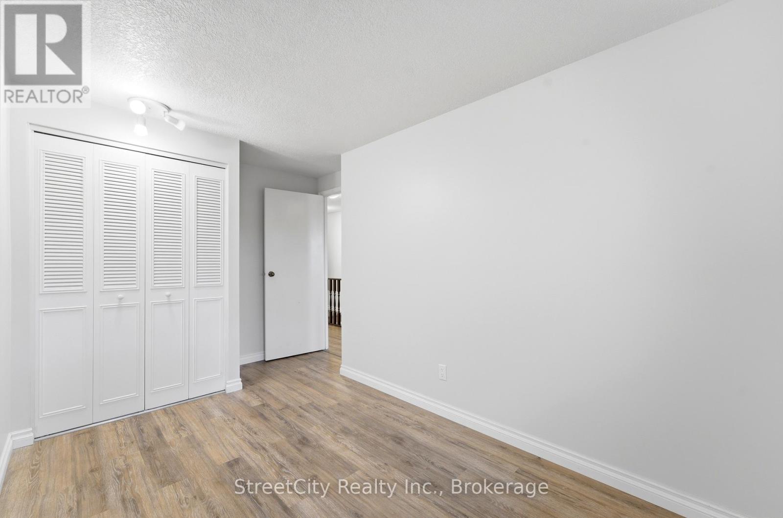 17 - 91 Avonwood Drive, Stratford, Ontario N4Z 1B2 - Photo 18 - X12911002