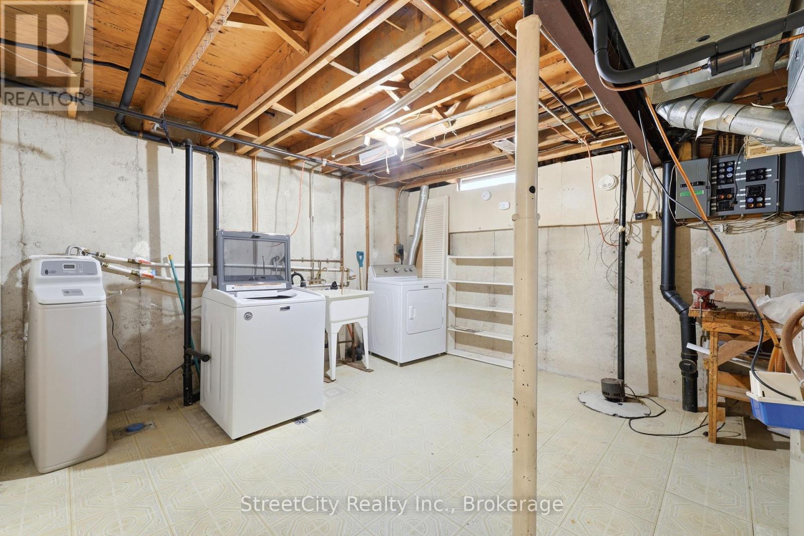 17 - 91 Avonwood Drive, Stratford, Ontario N4Z 1B2 - Photo 27 - X12911002