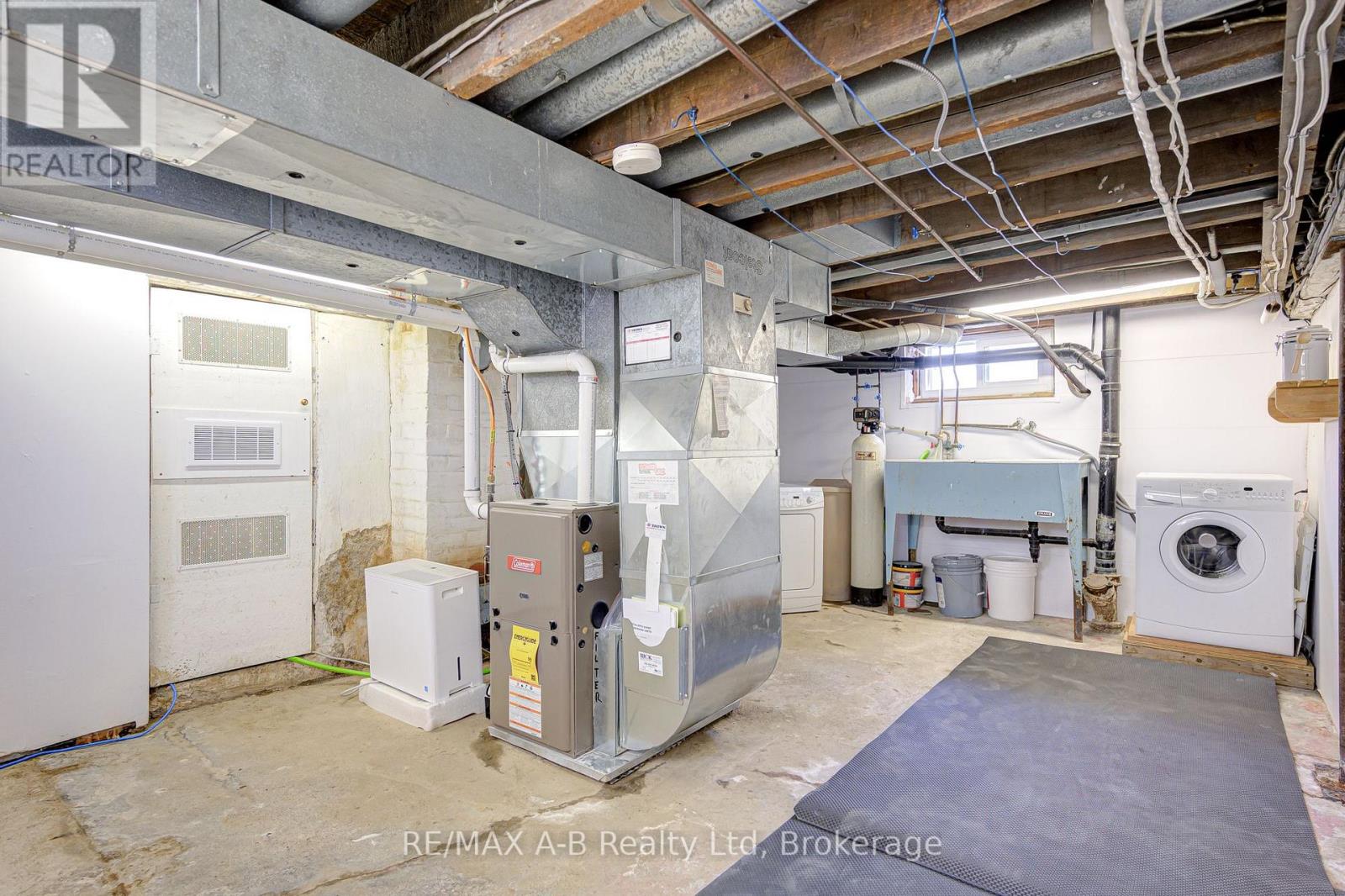 234 Nelson Street, Stratford, Ontario  N5A 2K3 - Photo 38 - X12911012