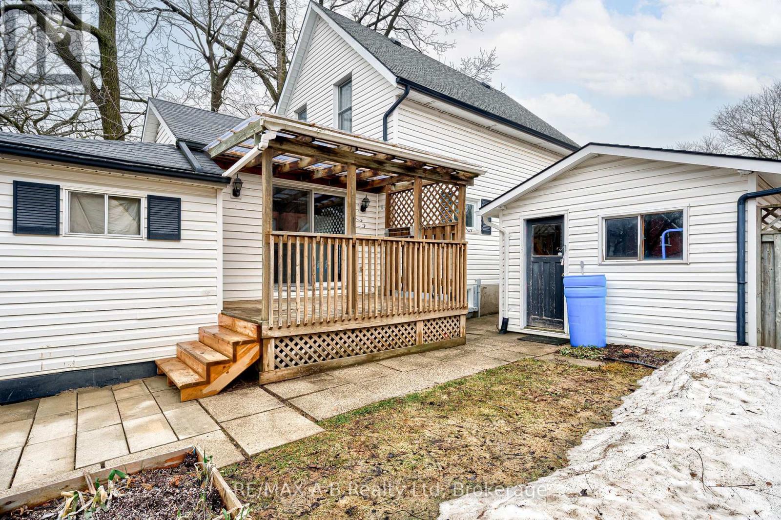 234 Nelson Street, Stratford, Ontario  N5A 2K3 - Photo 4 - X12911012