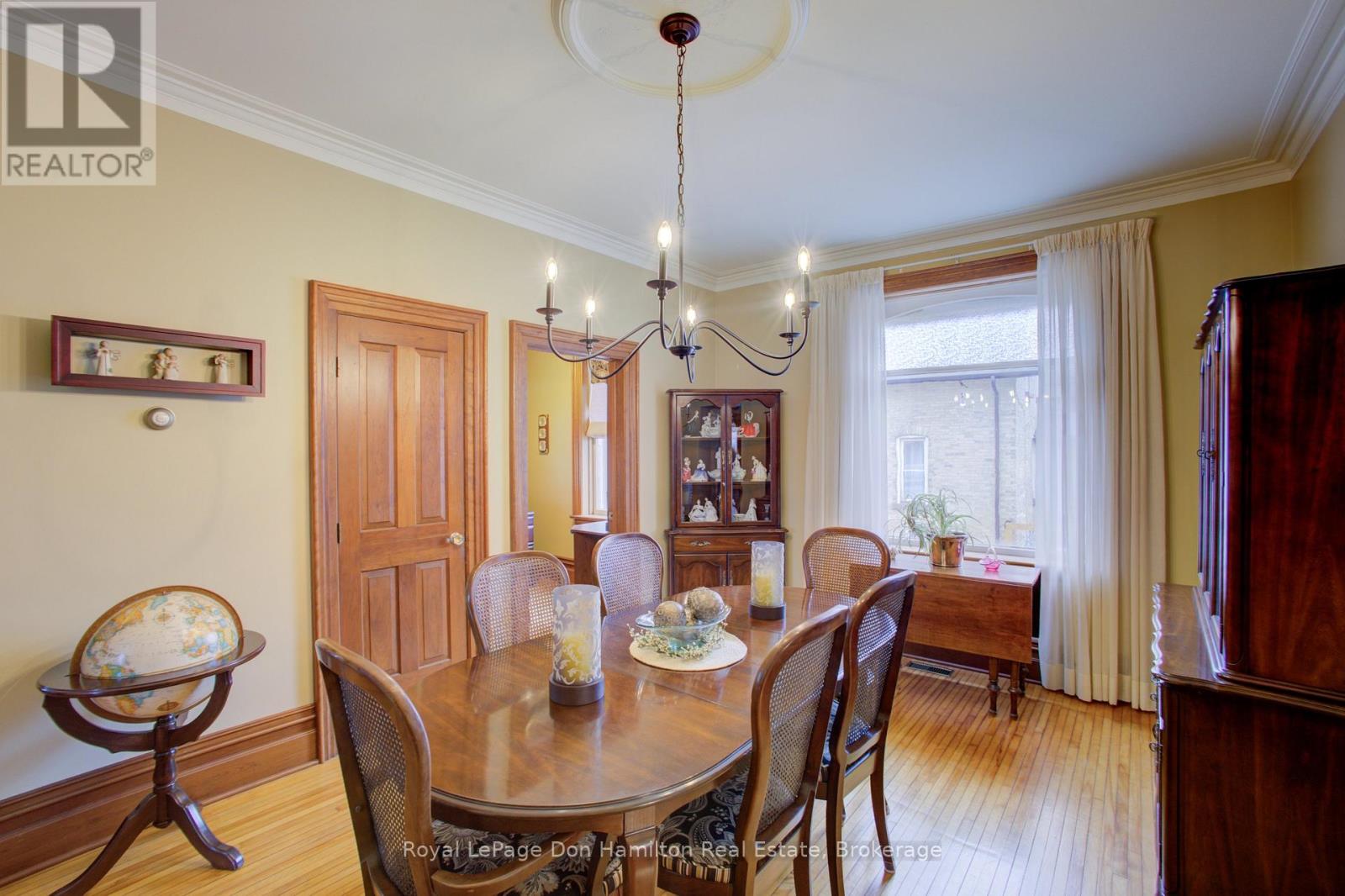 212 King Street, North Perth, Ontario  N0G 1B0 - Photo 14 - X12911094