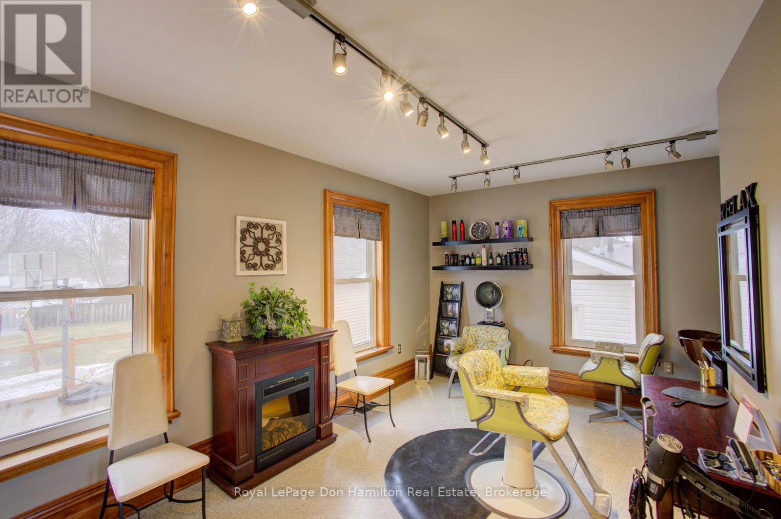 212 King Street, North Perth, Ontario  N0G 1B0 - Photo 21 - X12911094