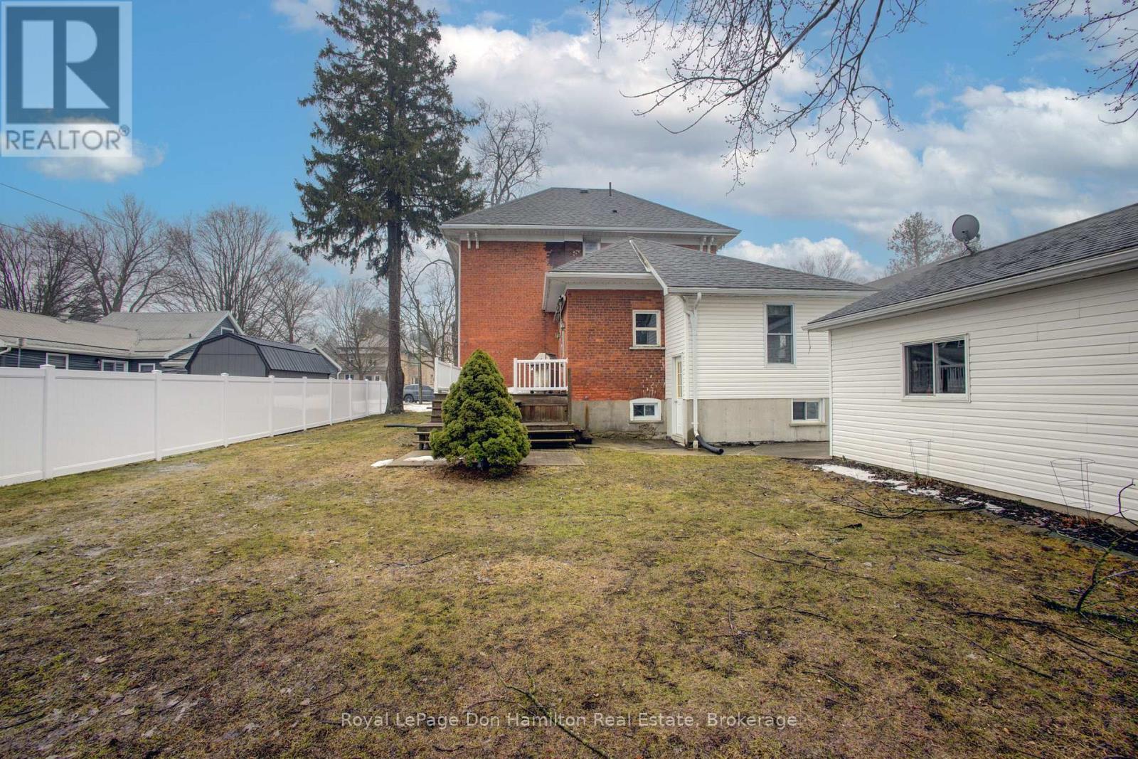 212 King Street, North Perth, Ontario  N0G 1B0 - Photo 39 - X12911094