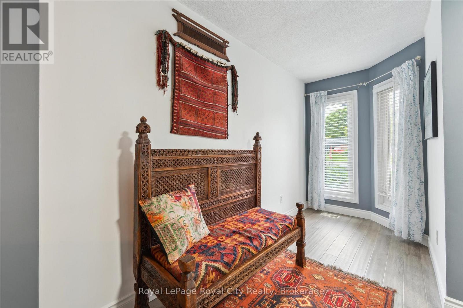 21 Marilyn Drive, Guelph, Ontario  N1H 1G9 - Photo 7 - X12911172