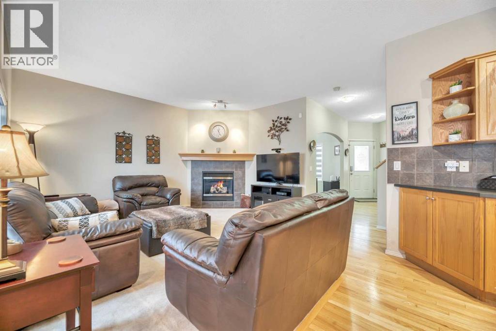 408 Rainbow Falls Way, Chestermere, Alberta  T1X 1S6 - Photo 8 - A2269868