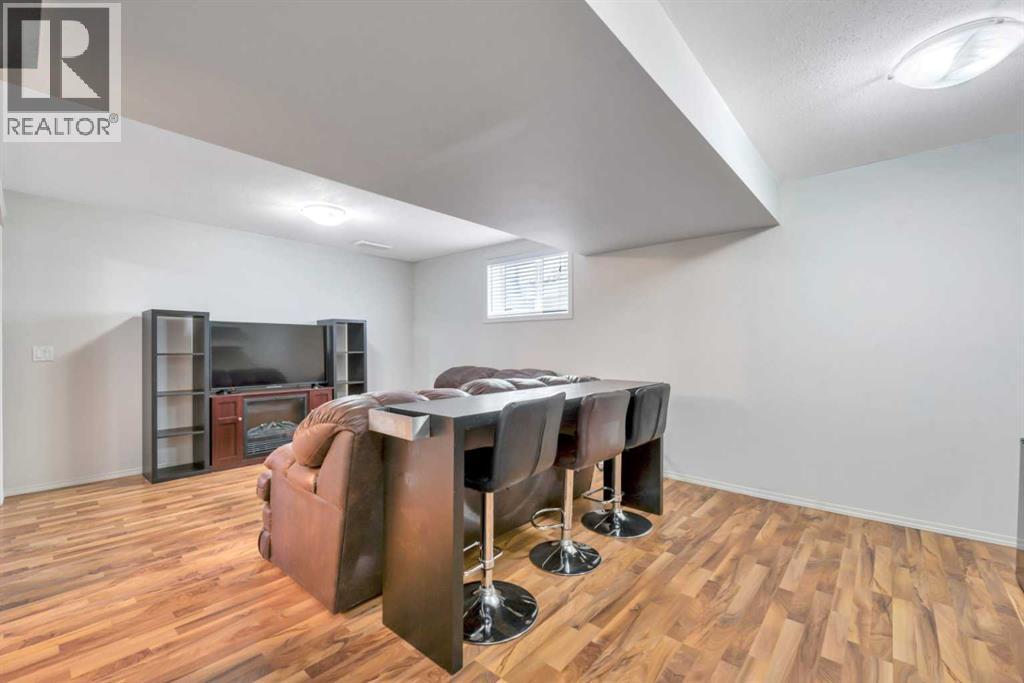 408 Rainbow Falls Way, Chestermere, Alberta  T1X 1S6 - Photo 32 - A2269868