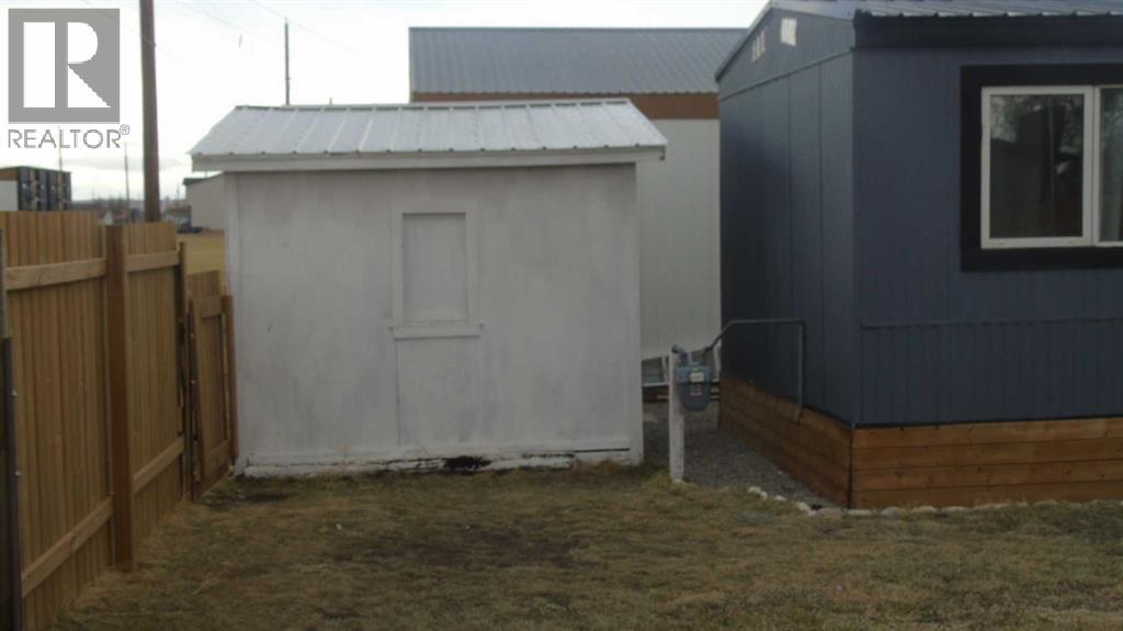 468 10 Street, Fort Macleod, Alberta  T0L 0Z0 - Photo 5 - A2294967