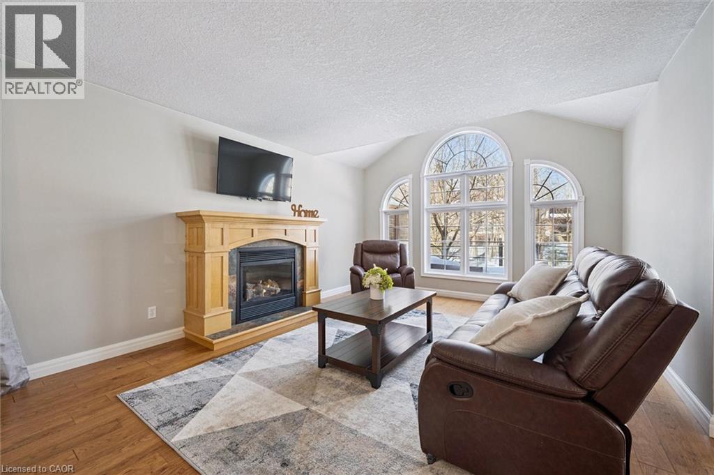 530 Little Dover Crescent, Waterloo, Ontario  N2K 4E4 - Photo 6 - 40805530