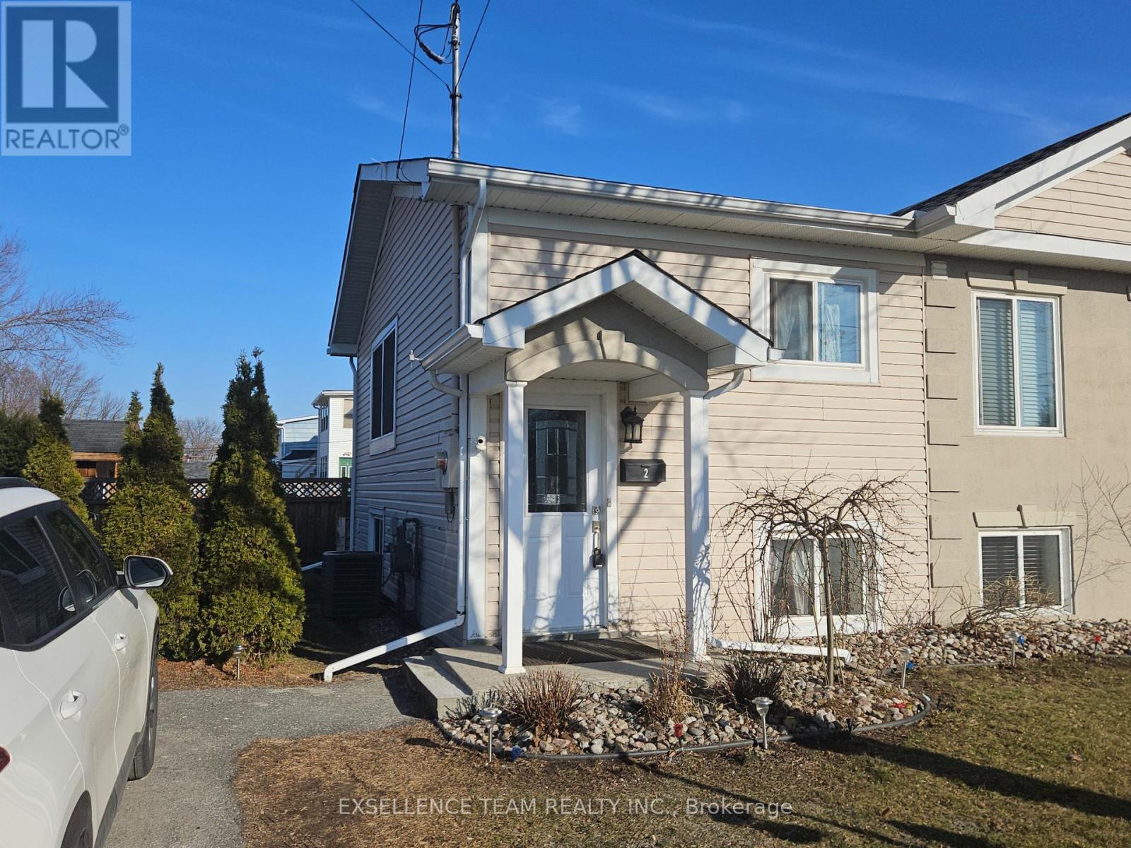 2 Bellamy Street, Cornwall, Ontario  K6J 3K7 - Photo 2 - X12848322