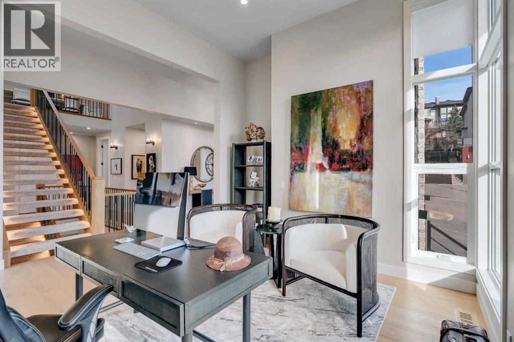 100 Elkton Close SW, Calgary, Alberta  T3H 1W6 - Photo 6 - A2284990