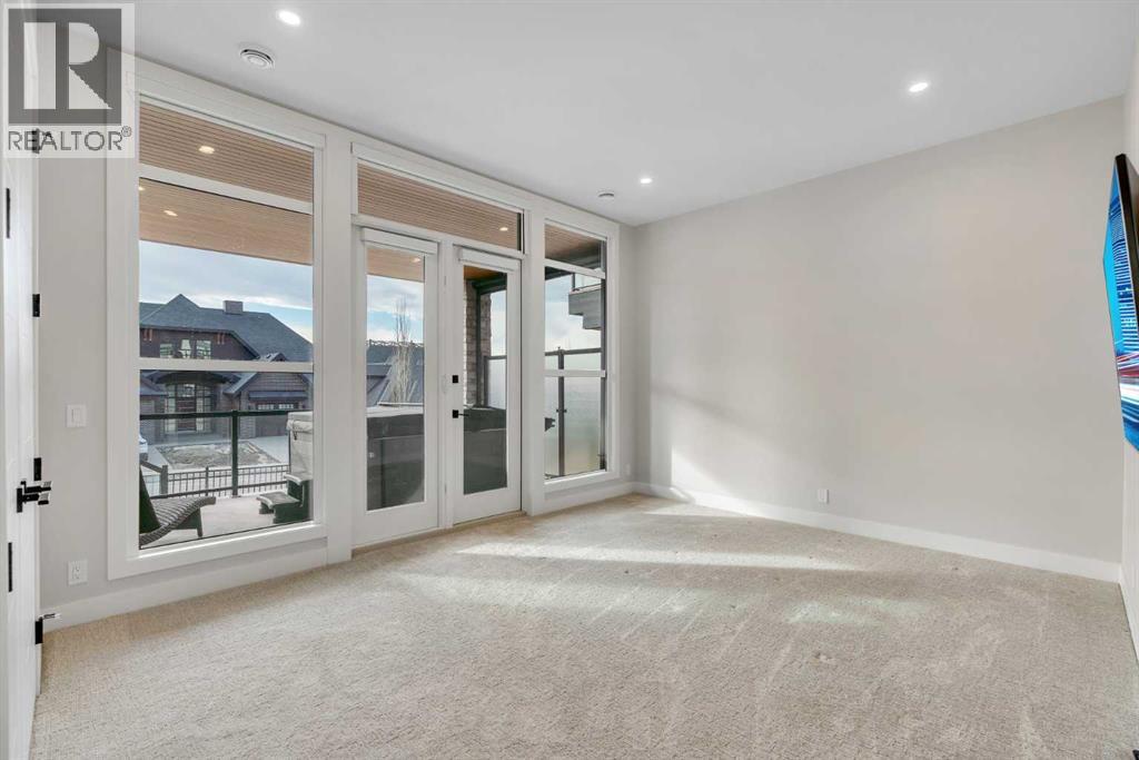 100 Elkton Close SW, Calgary, Alberta  T3H 1W6 - Photo 44 - A2284990