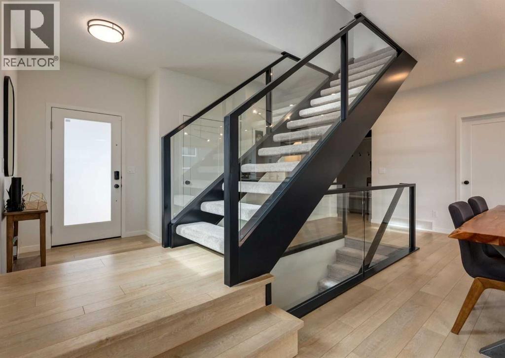 44 West Grove Link Sw, Calgary, Alberta  T3H 6E3 - Photo 3 - A2294687