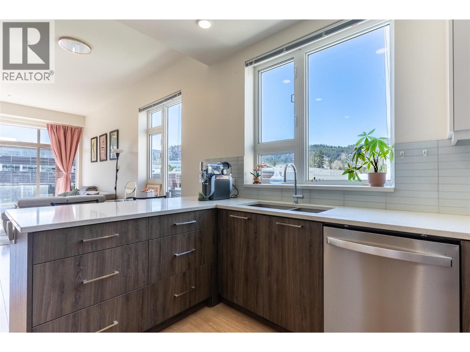 885 University Drive Unit# 306, Kamloops, British Columbia  V2C 0K2 - Photo 7 - 10378423