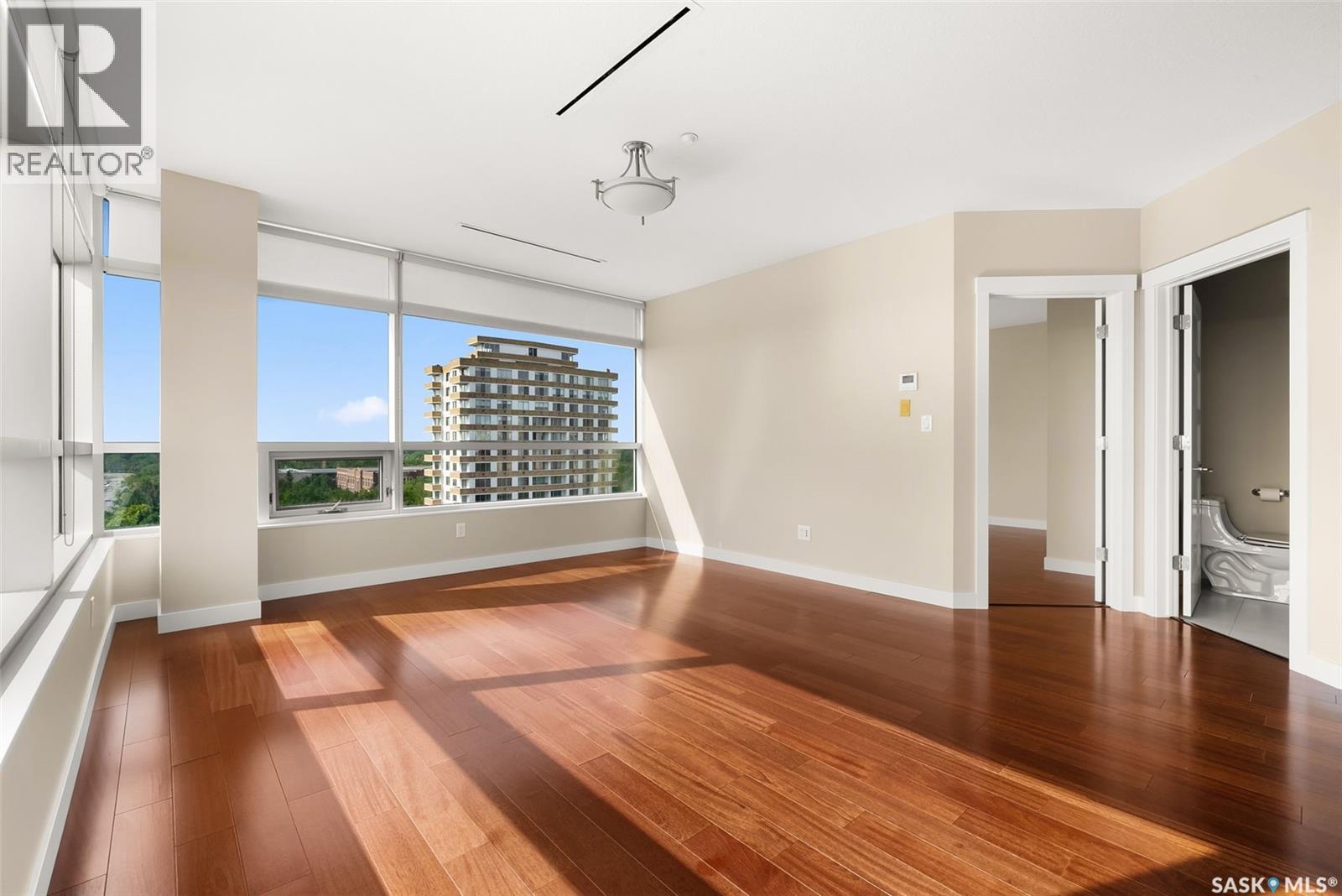 704 2300 Broad Street, Regina, Saskatchewan  S4P 1Y8 - Photo 4 - SK031091