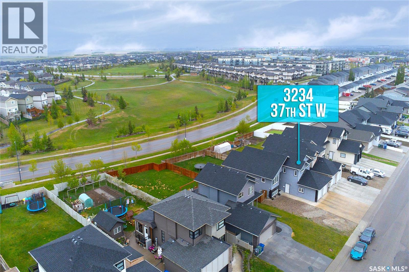 3234 37th Street W, Saskatoon, Saskatchewan  S7L 7G3 - Photo 2 - SK031089