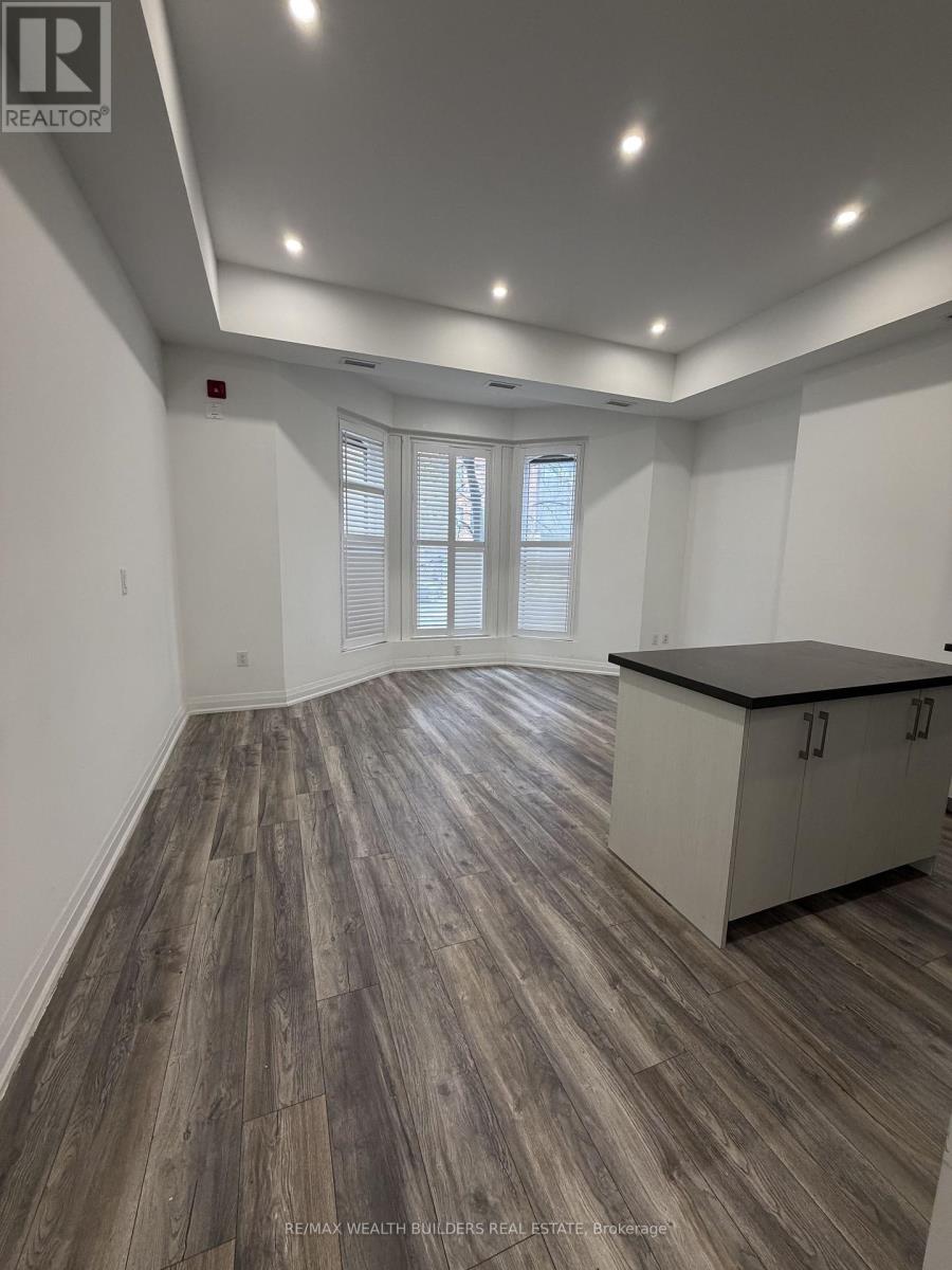 3 - 215 Jarvis Street, Toronto, Ontario M5B 2C1 - Photo 4 - C12910998