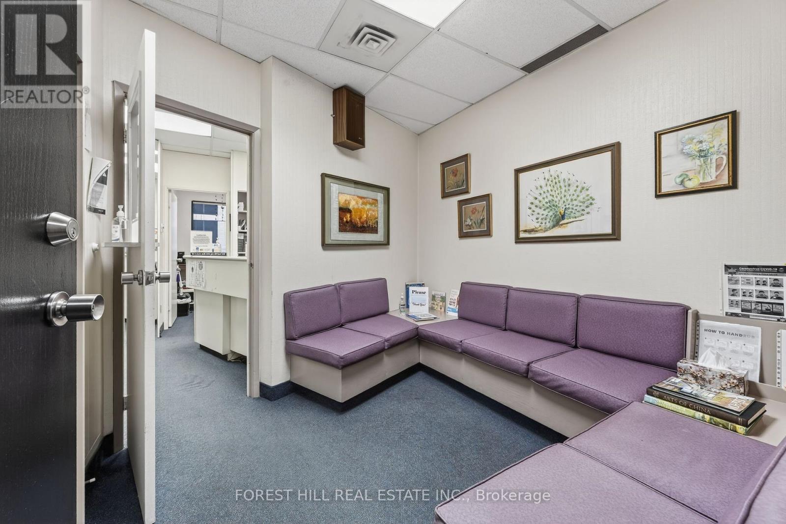 702 - 600 Sherbourne Street, Toronto, Ontario  M4X 1W4 - Photo 4 - C12911024