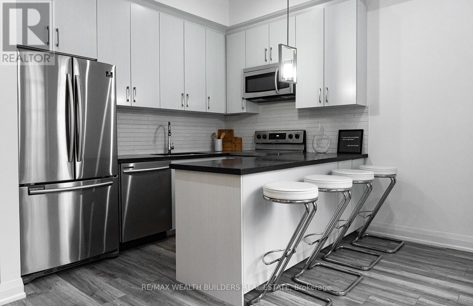 4 - 213 Jarvis Street, Toronto, Ontario M5B 2C1 - Photo 4 - C12911110