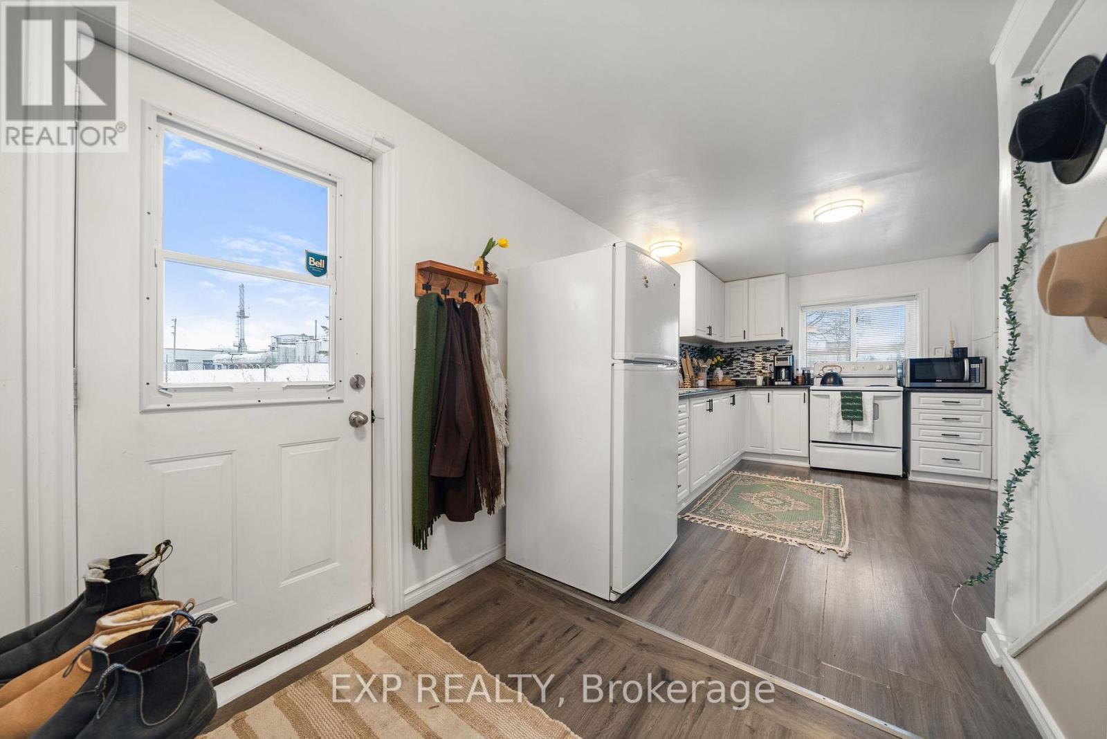 267 Station Street, Belleville, Ontario  K8N 2T9 - Photo 6 - X12639564