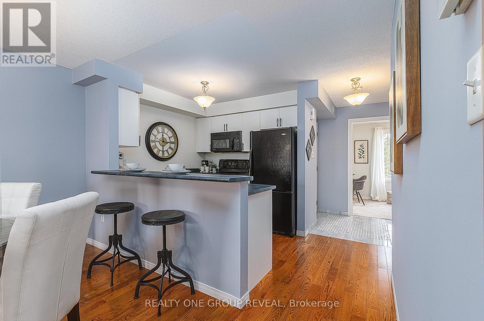 2 - 31 Petra Way, Whitby, Ontario  L1R 0A7 - Photo 8 - E12911014